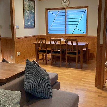 Shirokuma Lodge Hakuba Exterior foto